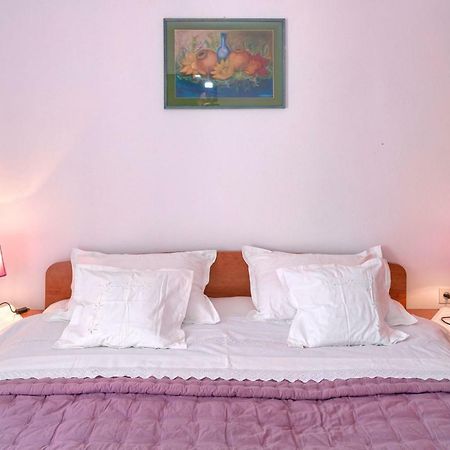 Guesthouse Wish สตารีกราด ภายนอก รูปภาพ