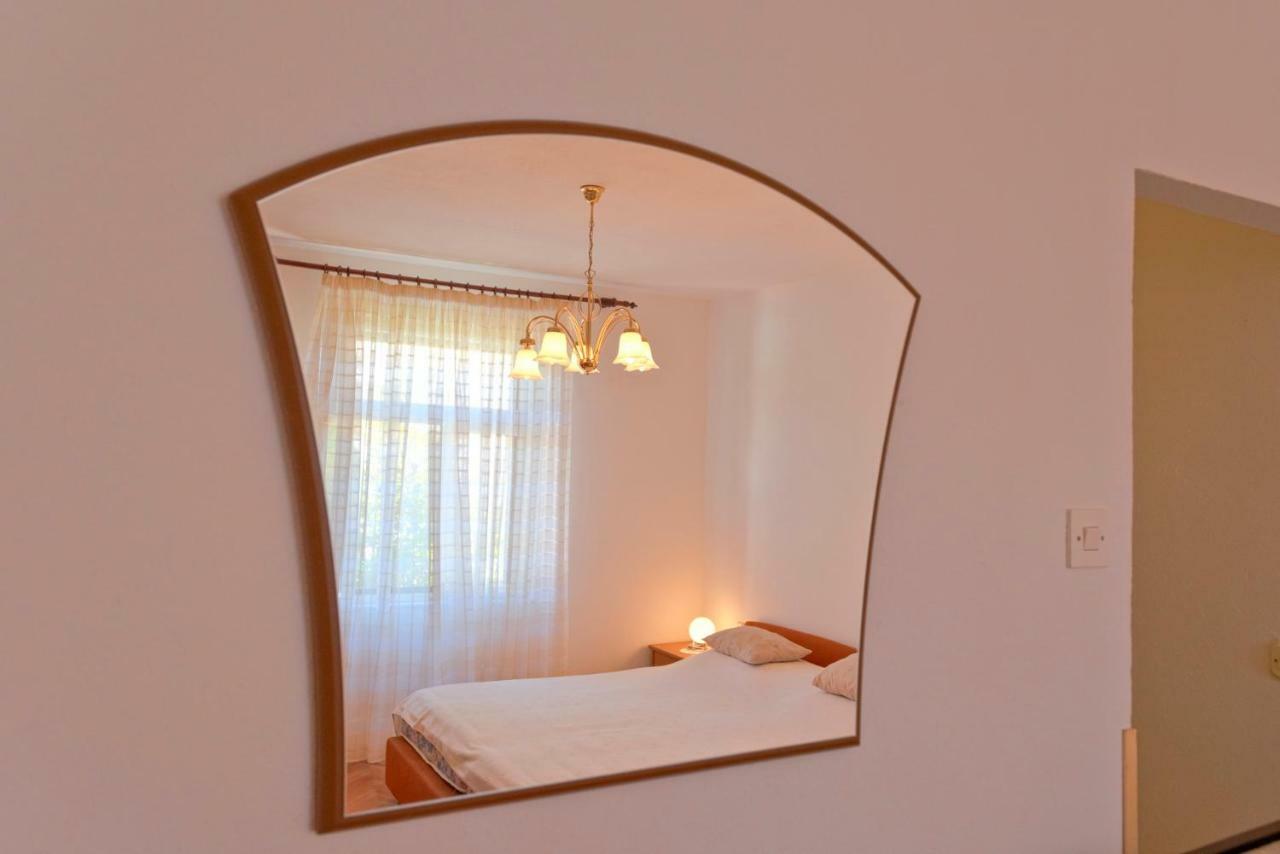Guesthouse Wish สตารีกราด ภายนอก รูปภาพ