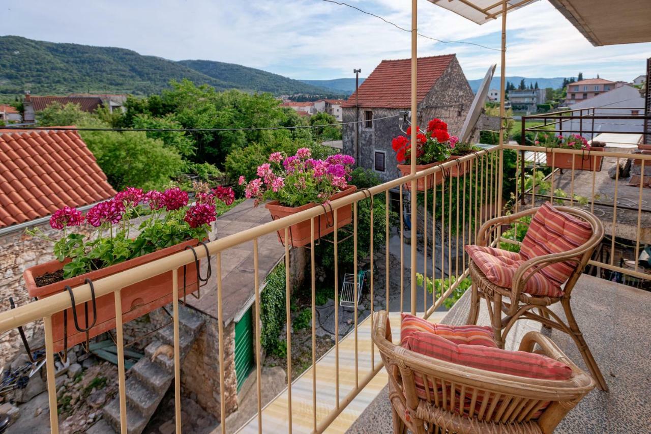 Guesthouse Wish สตารีกราด ภายนอก รูปภาพ