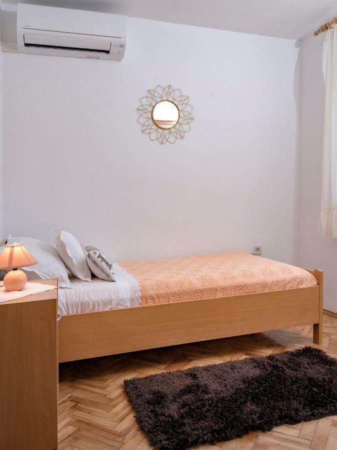 Guesthouse Wish สตารีกราด ภายนอก รูปภาพ